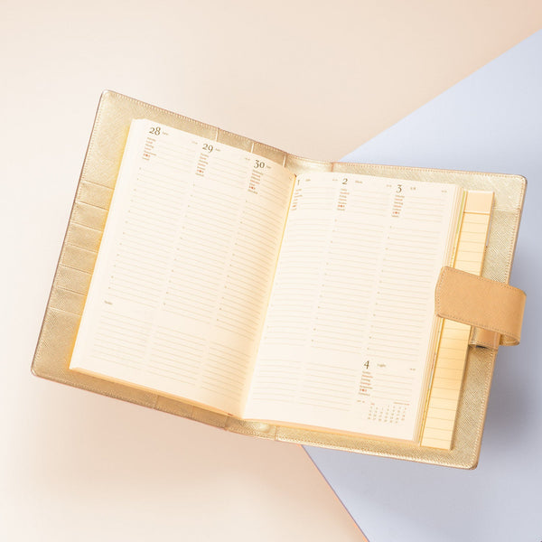 Notebook: Unlined Notebook - Large by Lila Notebooks
