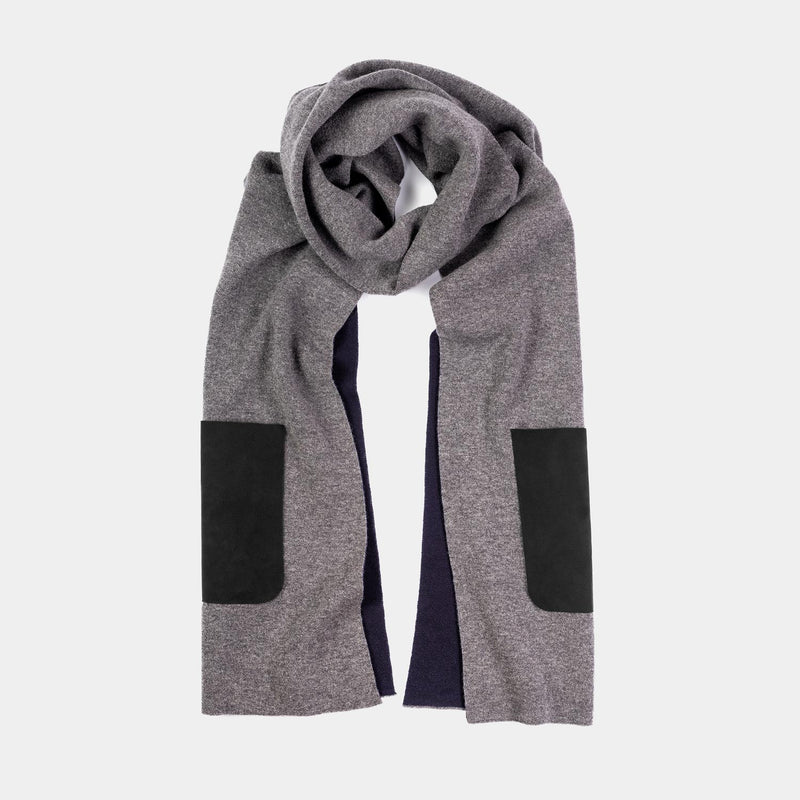 Oversized Cashmere Scarf with Pockets, in Navy-Grey-ANTORINI®